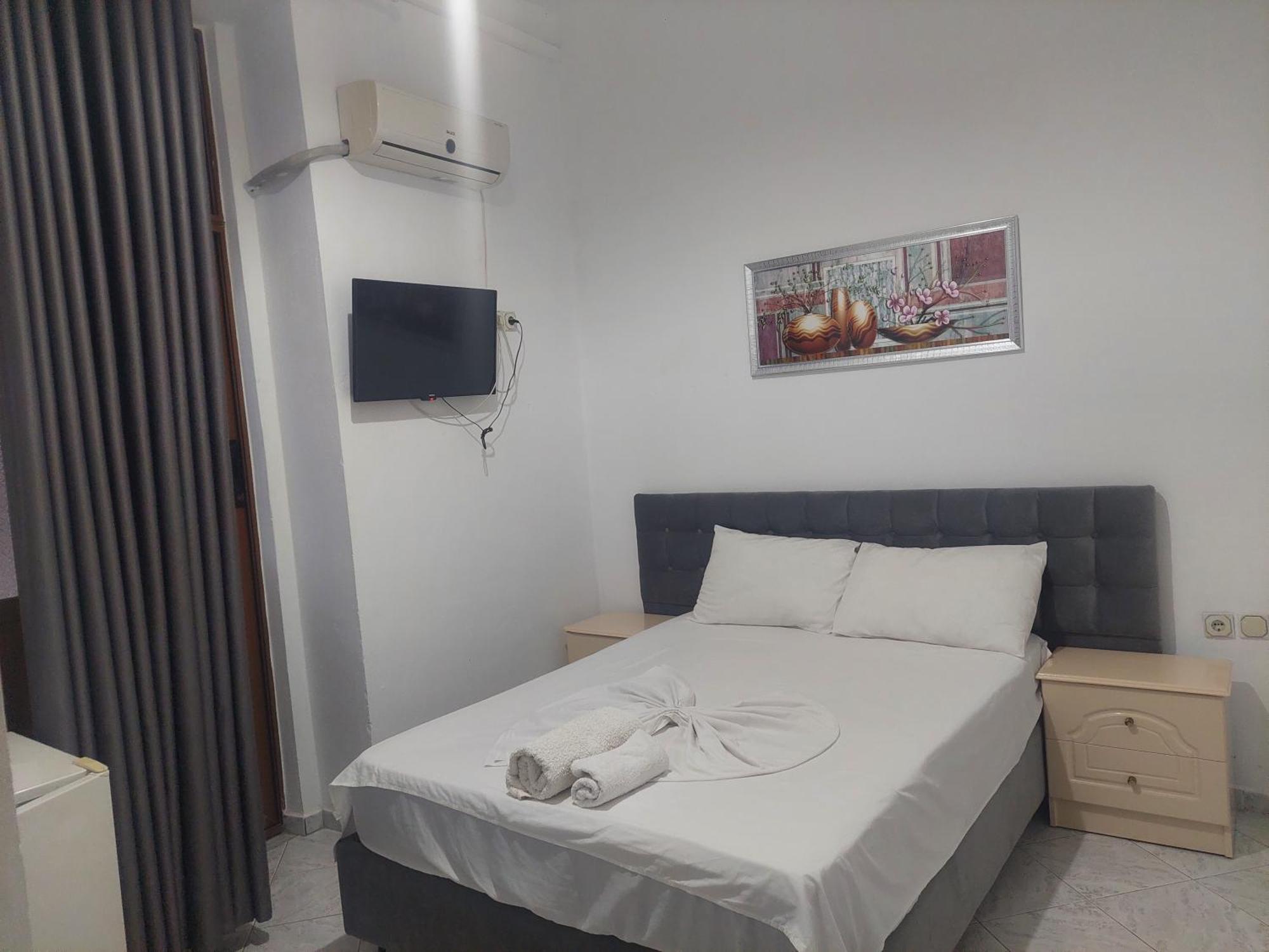 Casa Mia Economy Condos Sarandë Esterno foto